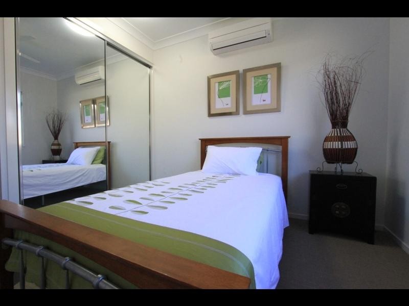 27 Norwood Crescent, Trinity Park QLD 4879