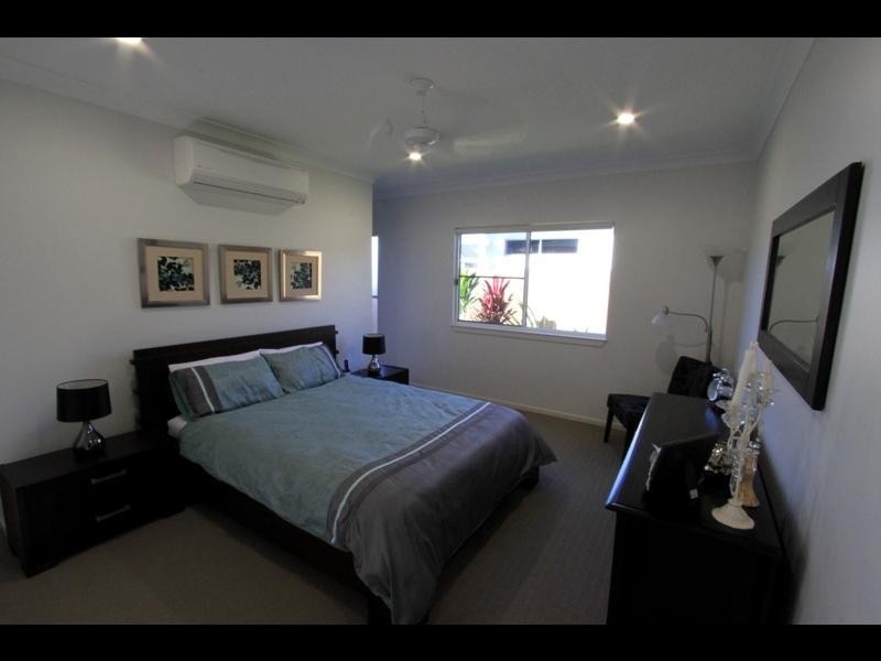 27 Norwood Crescent, Trinity Park QLD 4879