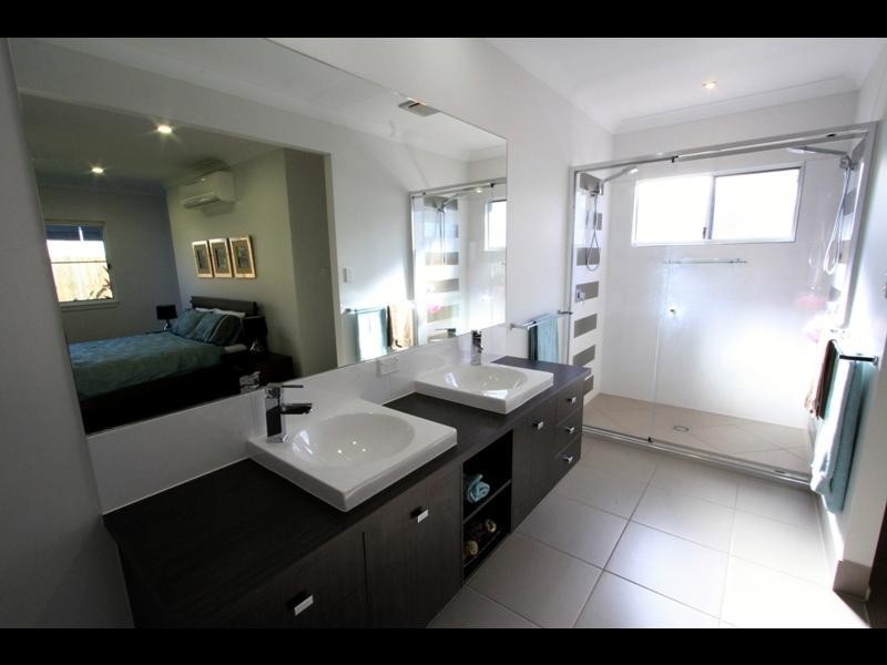 27 Norwood Crescent, Trinity Park QLD 4879