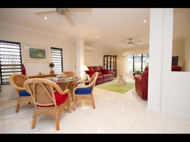 96 McFarlane Drive, Kanimbla QLD 4870