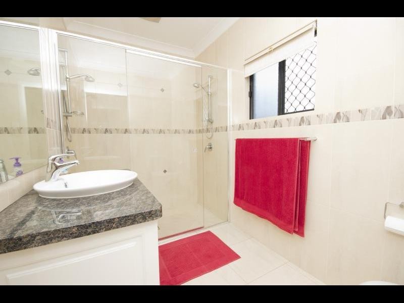 96 McFarlane Drive, Kanimbla QLD 4870