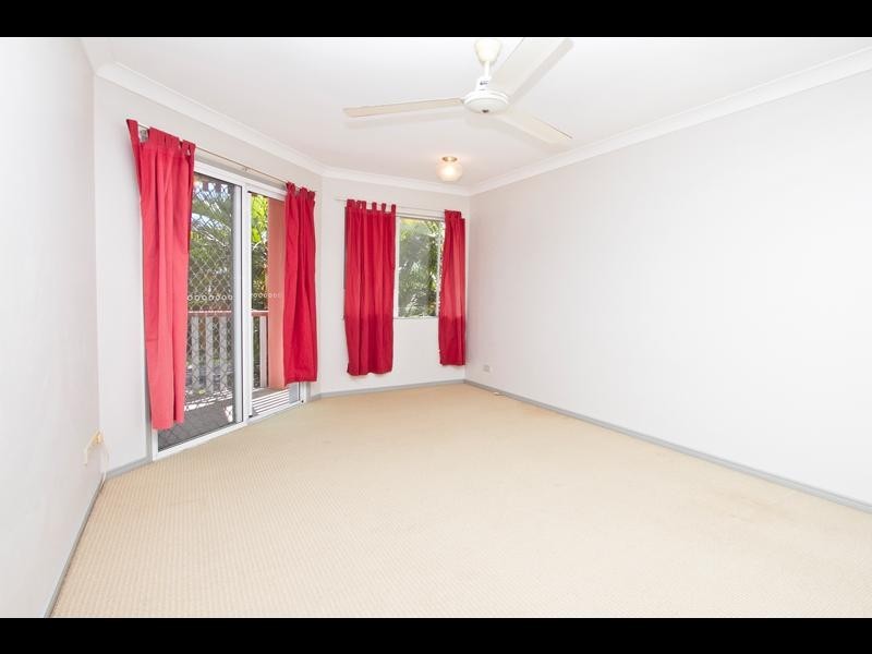 8/19 Springfield Crescent, Manoora QLD 4870