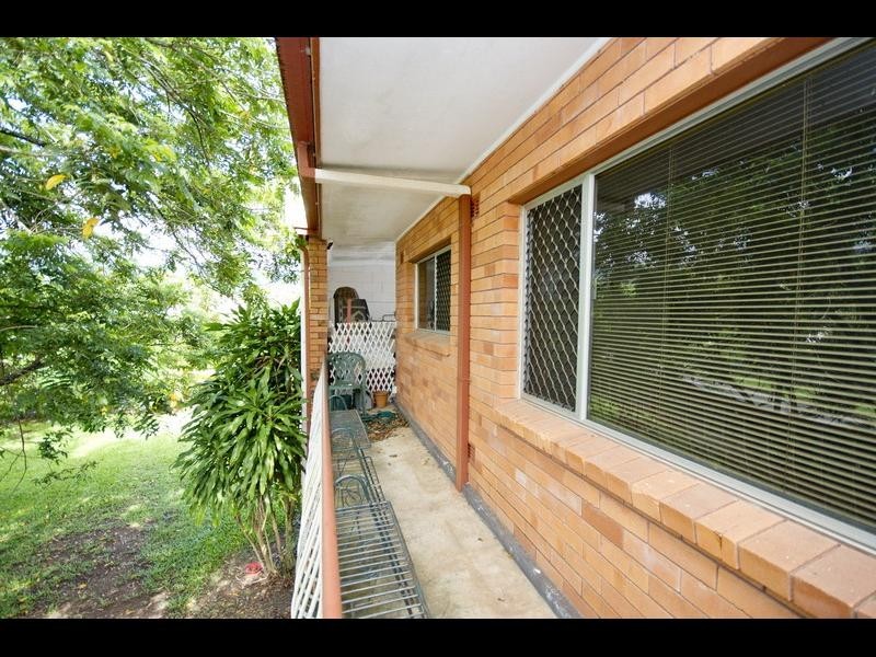 4/12 Sandown Close, Woree QLD 4868