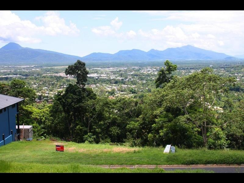 4 Coreega Close, Mooroobool QLD 4870