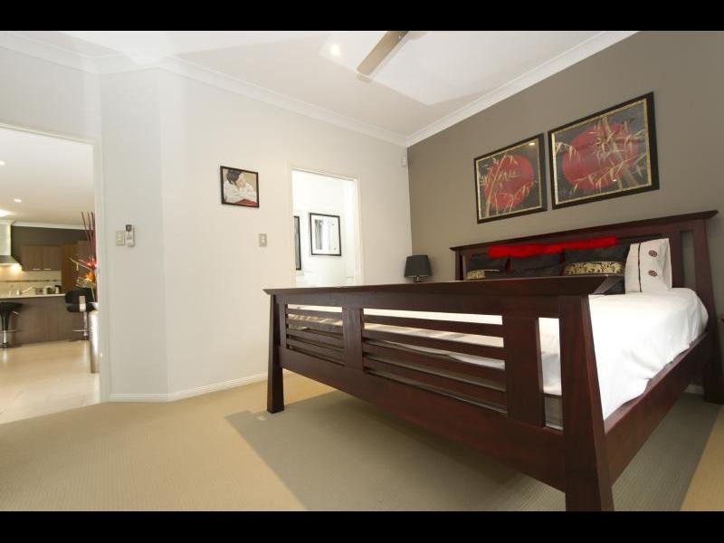 59 Leftwich Street, White Rock QLD 4868