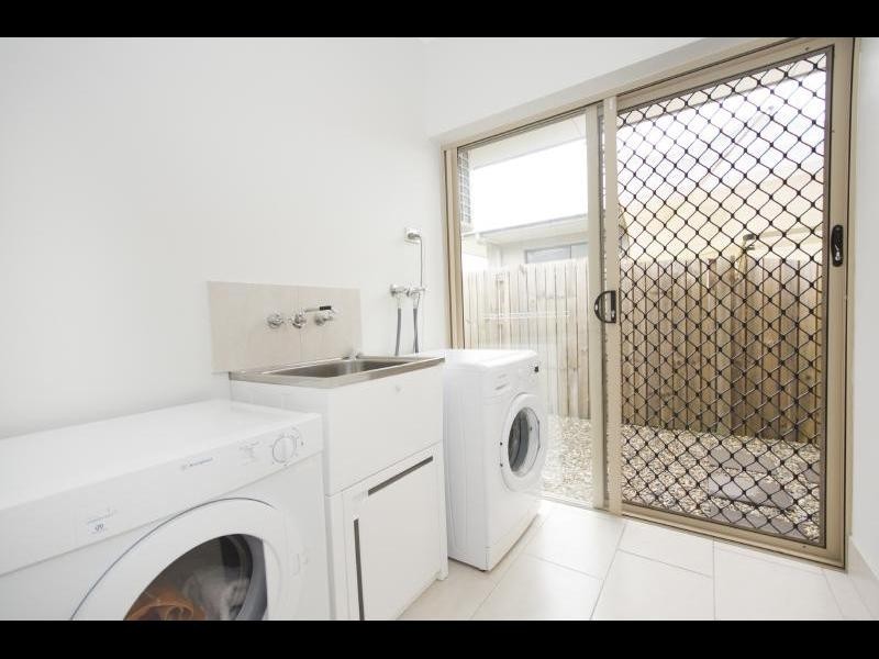 59 Leftwich Street, White Rock QLD 4868