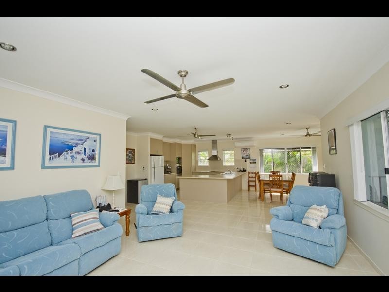 5 Vetiver Street, Trinity Park QLD 4879