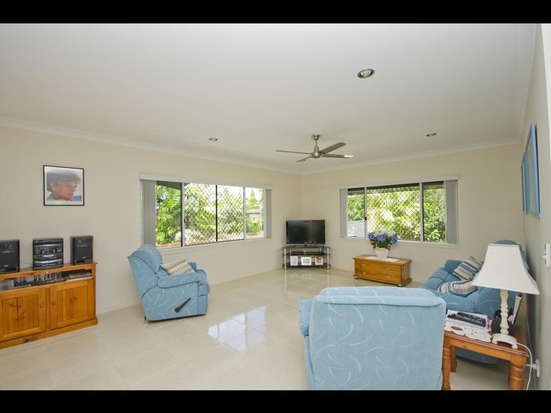 5 Vetiver Street, Trinity Park QLD 4879