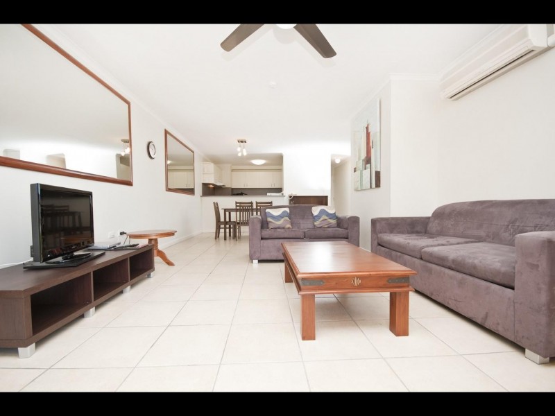 6/249 Esplanade, Cairns North QLD 4870