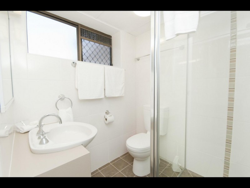 6/249 Esplanade, Cairns North QLD 4870