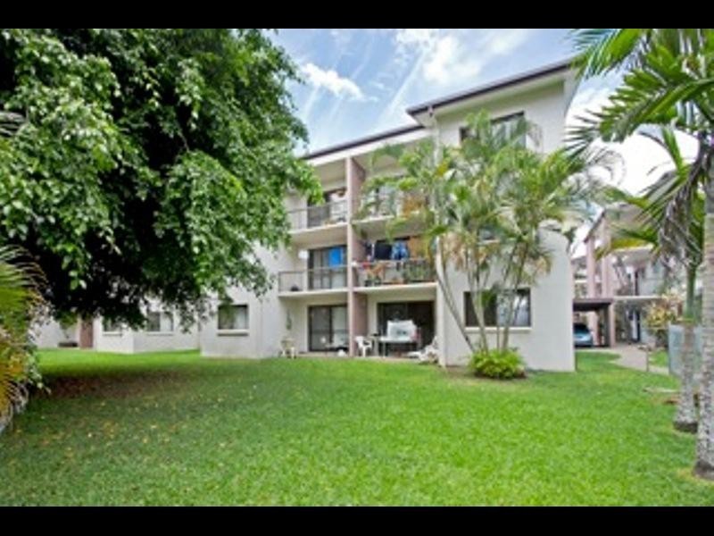 3/173 Mayers Street, Manoora QLD 4870