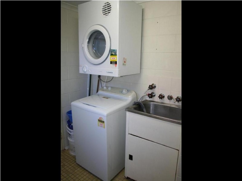 3/173 Mayers Street, Manoora QLD 4870