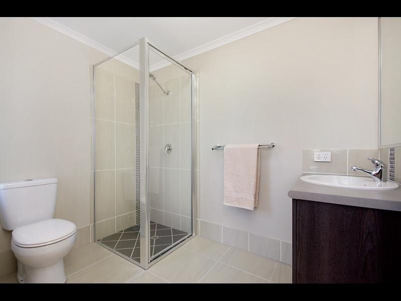 5/109 Callaghan Street, Mooroobool QLD 4870