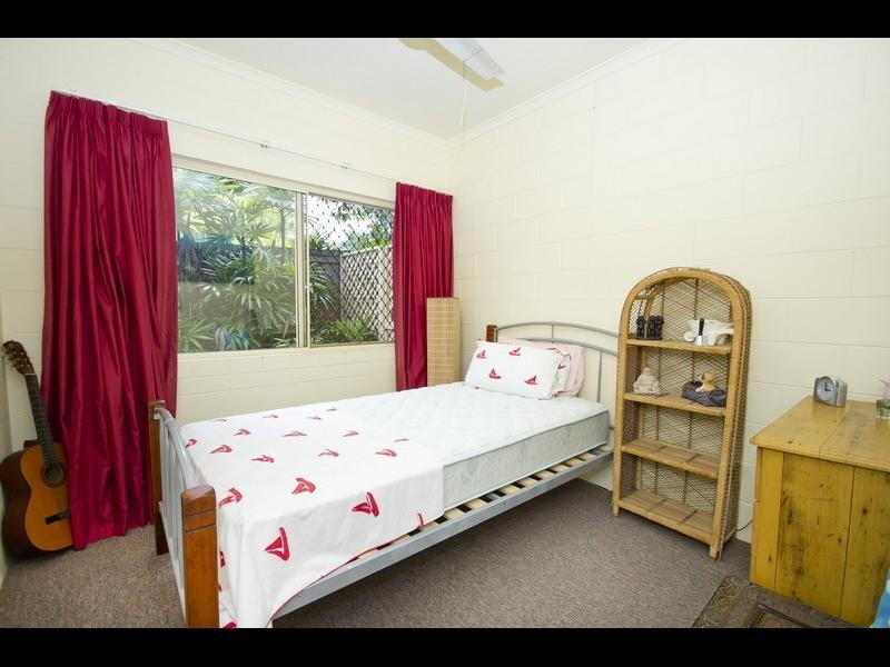 5 Wiskar Close, Bentley Park QLD 4869