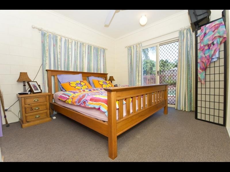 5 Wiskar Close, Bentley Park QLD 4869