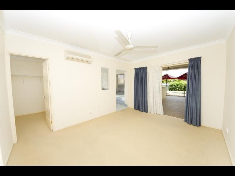 197 McFarlane Drive, Kanimbla QLD 4870