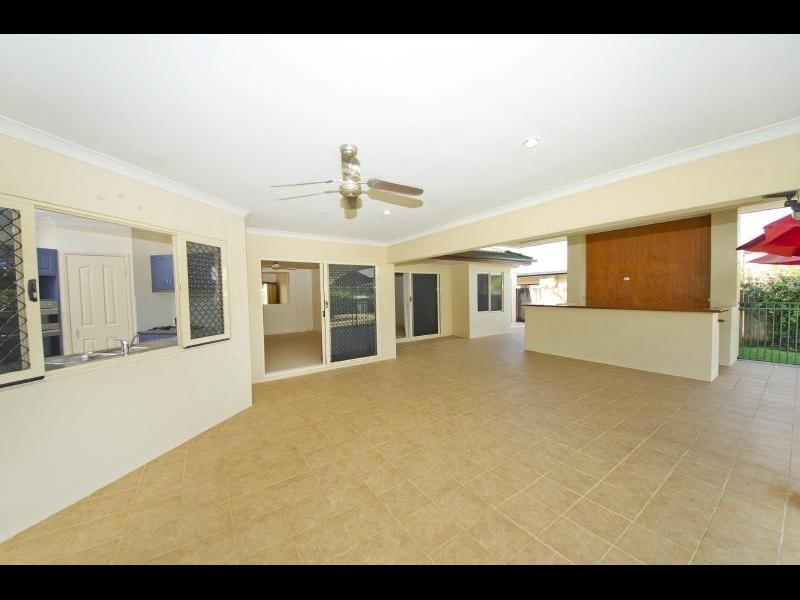 197 McFarlane Drive, Kanimbla QLD 4870