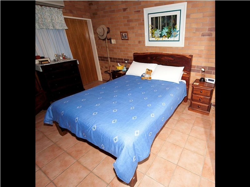 48 Russell Street, Edge Hill QLD 4870