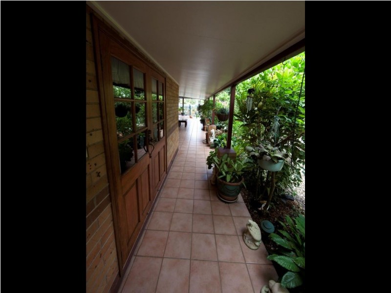 48 Russell Street, Edge Hill QLD 4870