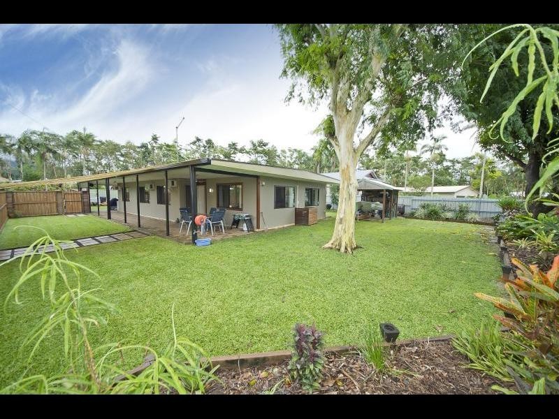 2 Alice Close, Woree QLD 4868