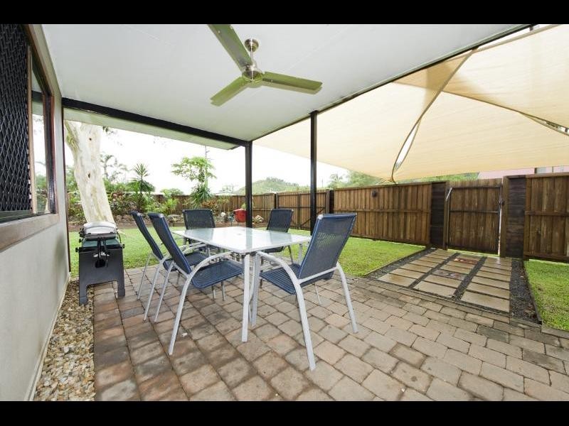 2 Alice Close, Woree QLD 4868