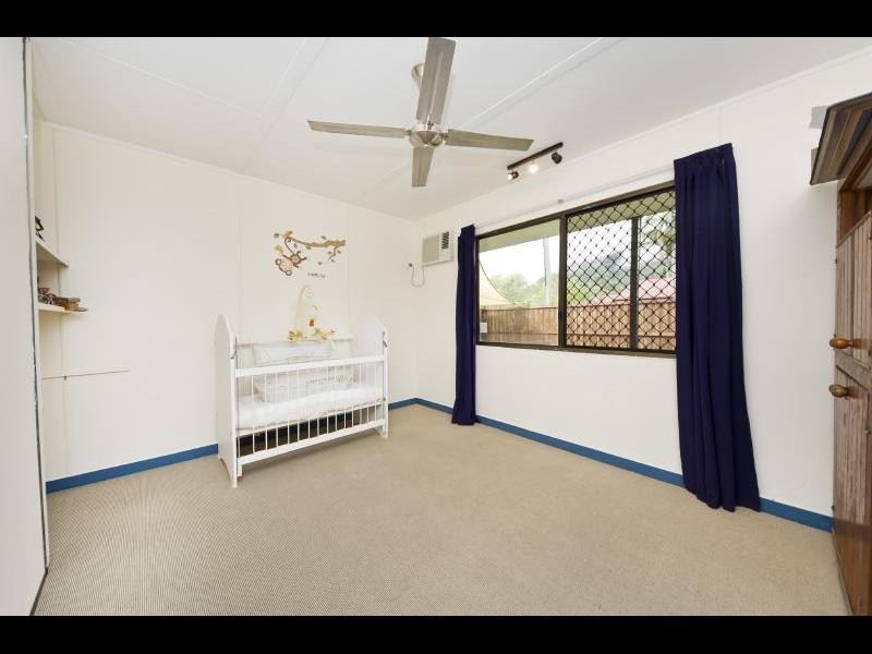 2 Alice Close, Woree QLD 4868