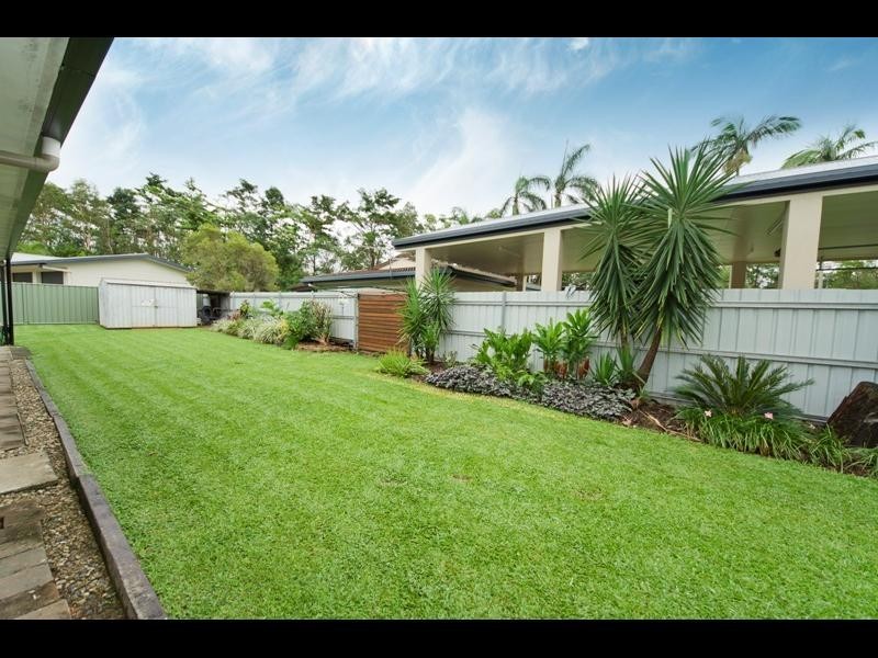 2 Alice Close, Woree QLD 4868