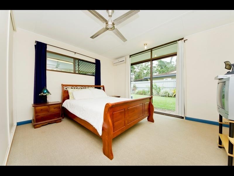 2 Alice Close, Woree QLD 4868