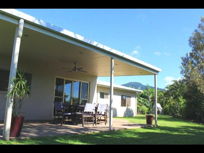 34 Mistletoe Close, Kamerunga QLD 4870