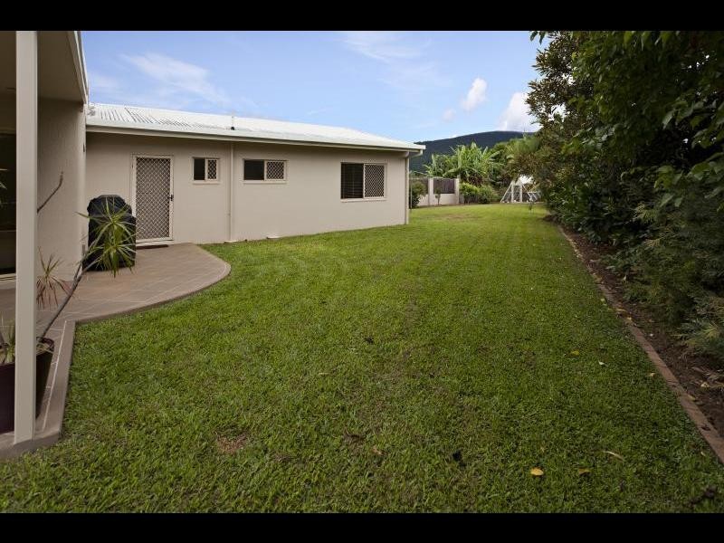 34 Mistletoe Close, Kamerunga QLD 4870