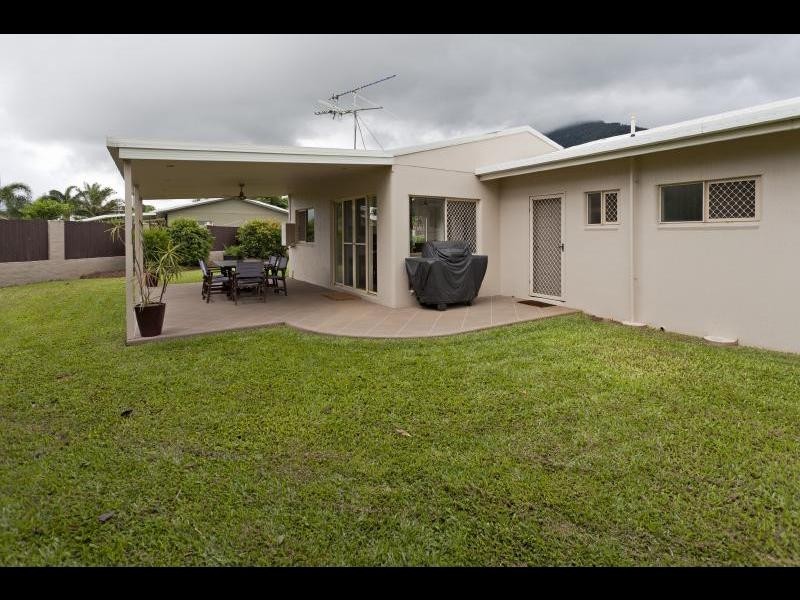 34 Mistletoe Close, Kamerunga QLD 4870