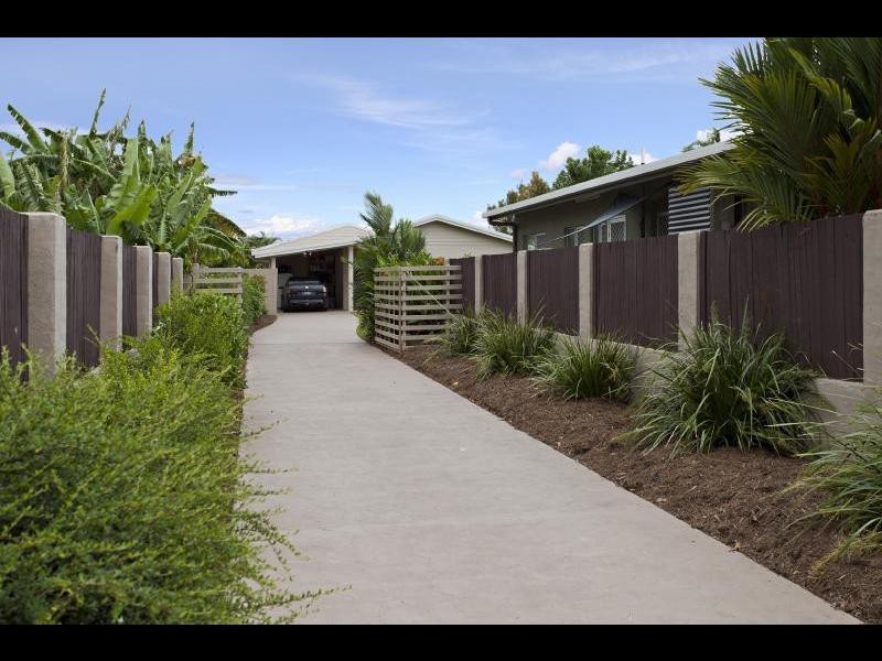 34 Mistletoe Close, Kamerunga QLD 4870