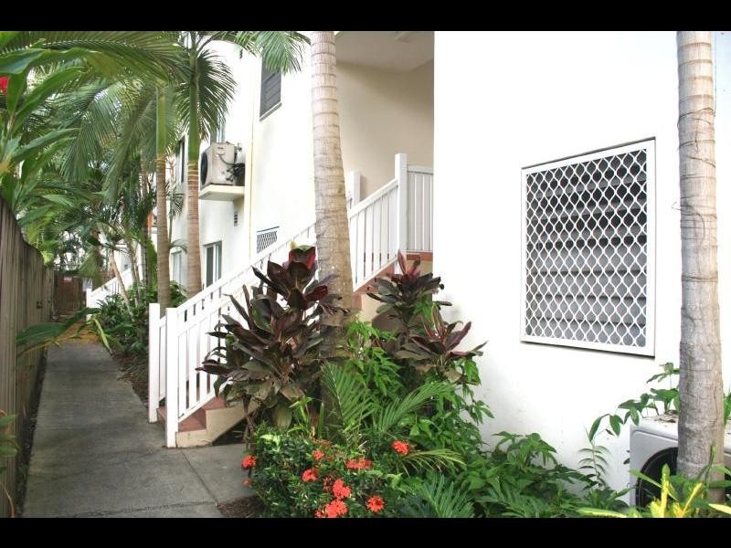 11/8 Clare Street, Parramatta Park QLD 4870