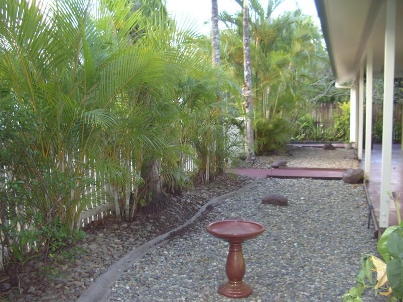 8 Saddle Mountain Road, Smithfield QLD 4878