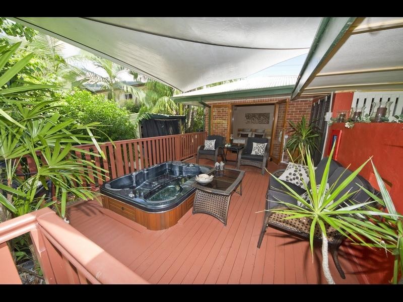 89 Balaclava Road, Earlville QLD 4870