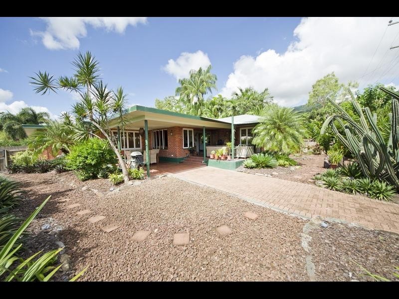 89 Balaclava Road, Earlville QLD 4870