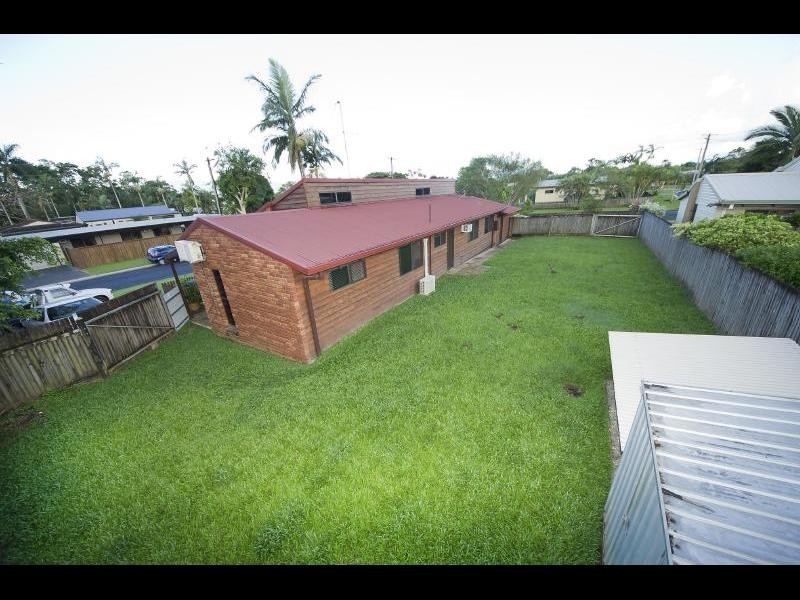 28 Shannon Drive, Woree QLD 4868