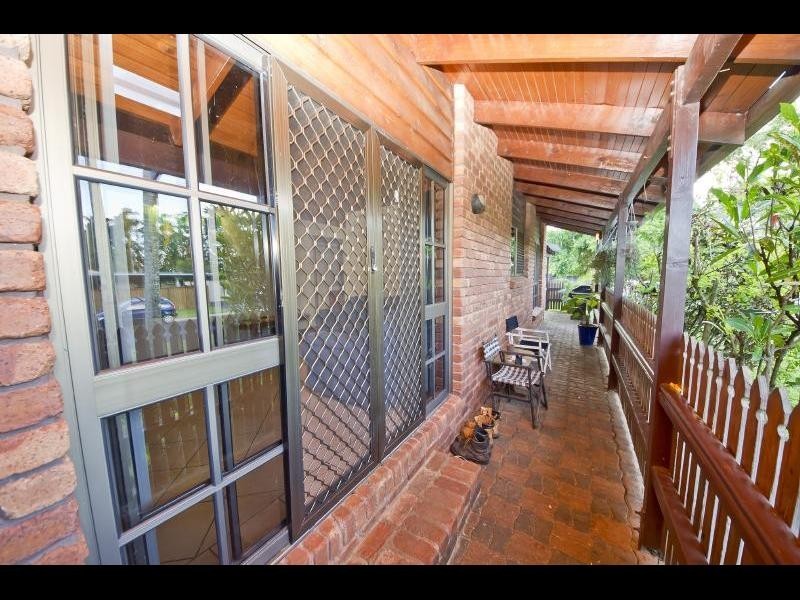 28 Shannon Drive, Woree QLD 4868