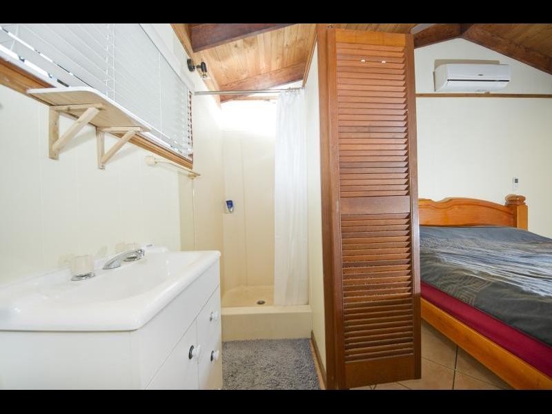 28 Shannon Drive, Woree QLD 4868