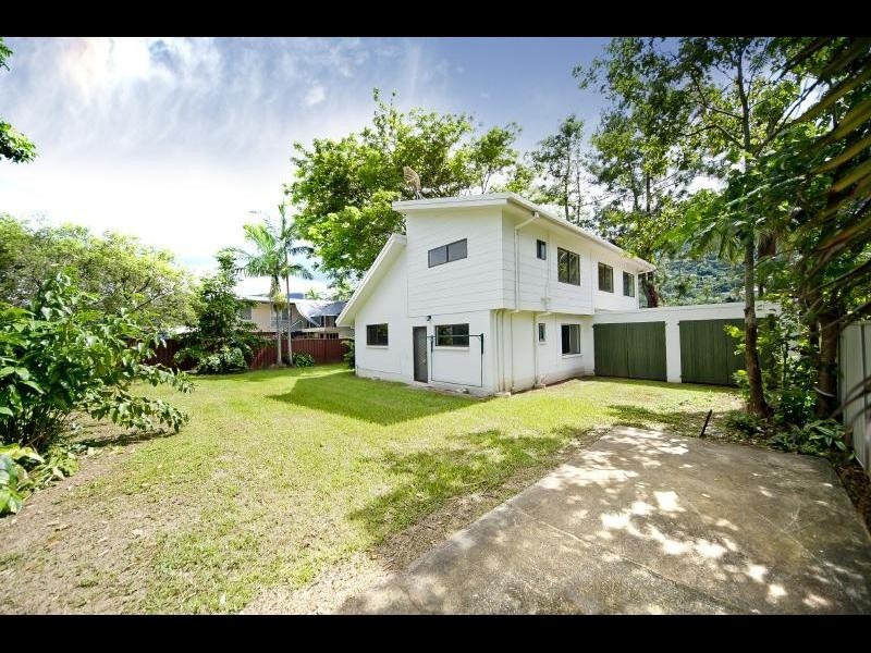 104 Irene Street, Mooroobool QLD 4870