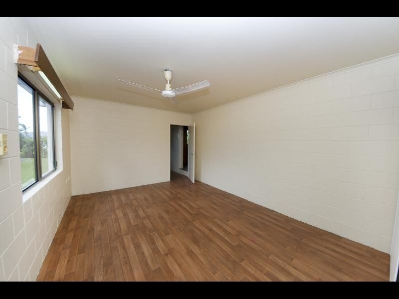 104 Irene Street, Mooroobool QLD 4870