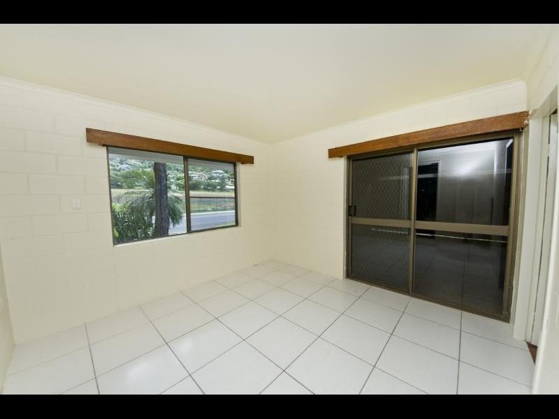104 Irene Street, Mooroobool QLD 4870