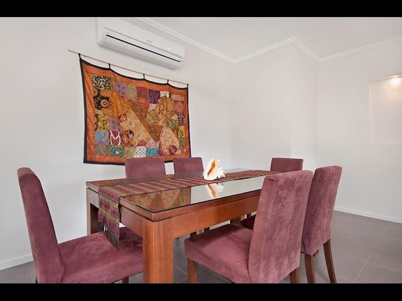 7 Kaban Grove, Trinity Park QLD 4879