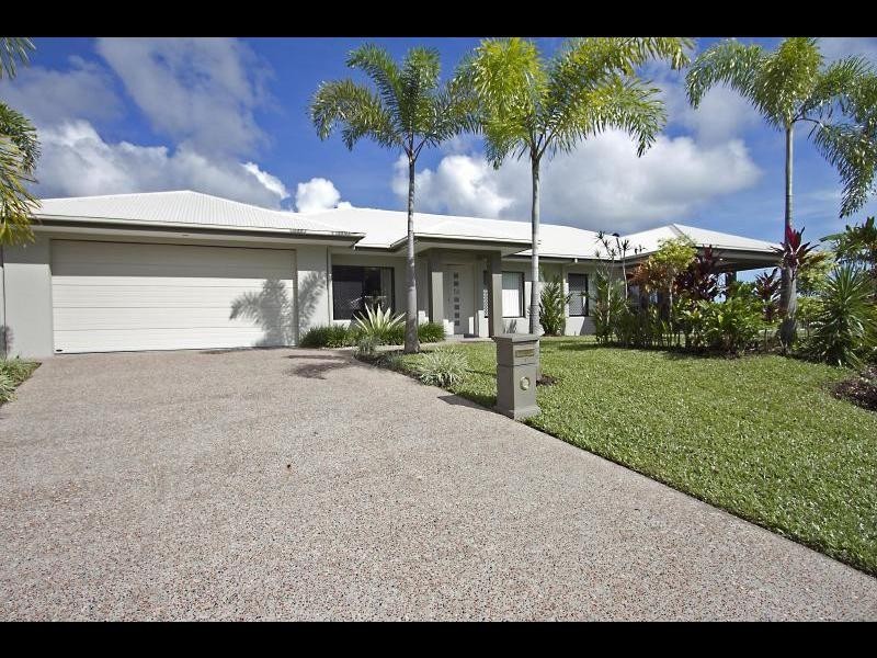 7 Kaban Grove, Trinity Park QLD 4879