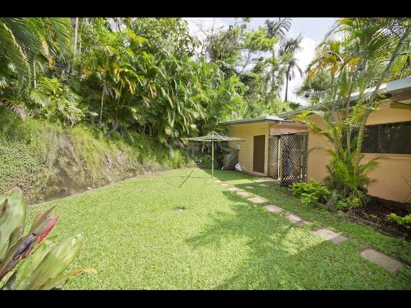 235 Toogood Road, Bayview Heights QLD 4868