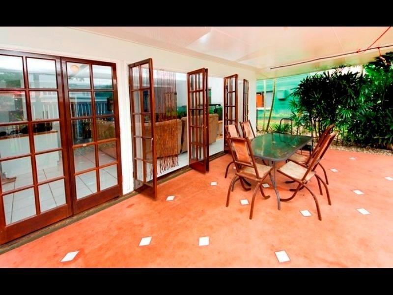 8 Dalton Street, Bungalow QLD 4870