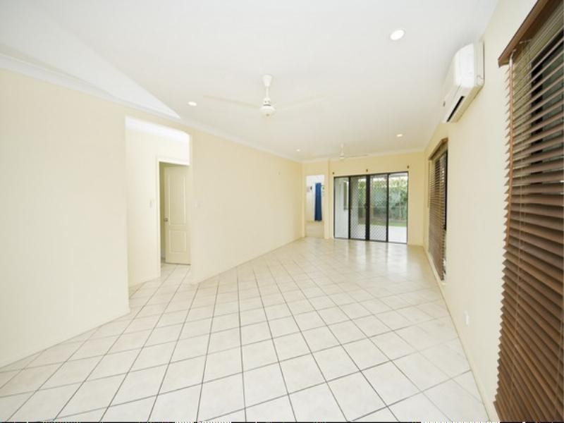 27 Cooya Street, Kewarra Beach QLD 4879