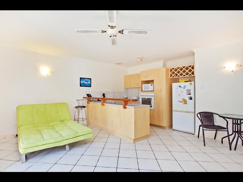 10/26 Oliva Street, Palm Cove QLD 4879