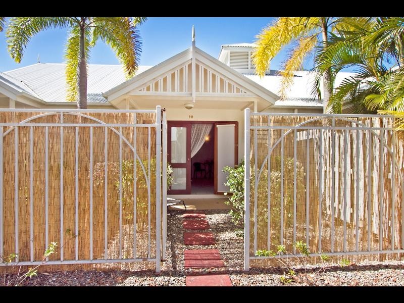 10/26 Oliva Street, Palm Cove QLD 4879