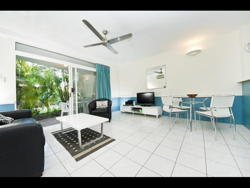 11/1-19 Poinciana Street, Holloways Beach QLD 4878